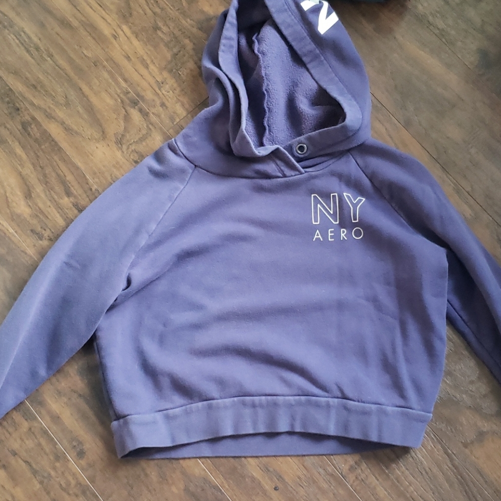 Women's cropped hoodie
